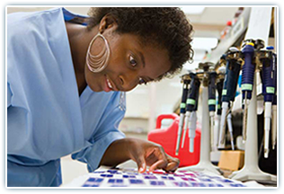 Student in lab. Courtesy of UCI Communications.